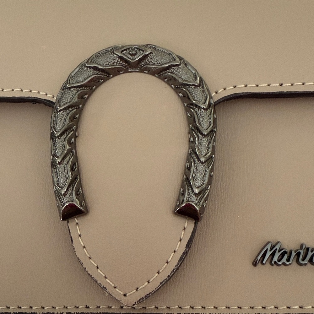 Marina Galanty Tan Crossbody Bag Crafted in Italy Genuine Leather Chain Strap - Picture 8 of 8